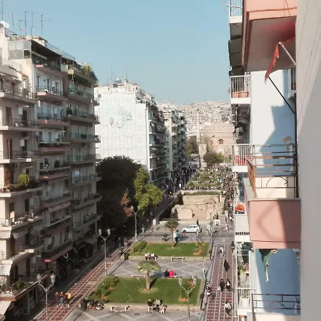 Luxury At Navarino Square * Thessaloniki